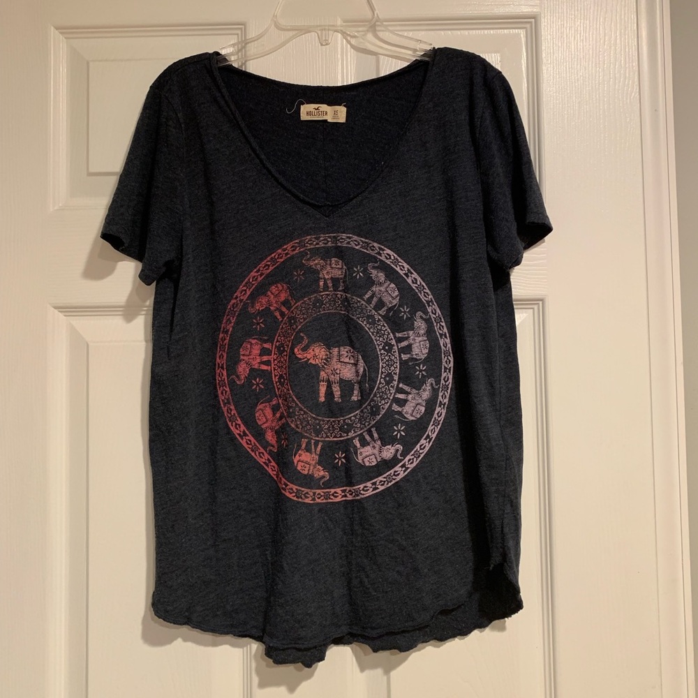 Hollister tee-shirt with elephant mandela design.